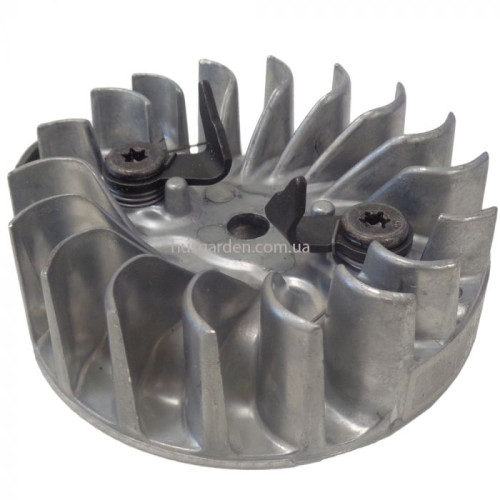 МАХОВИК У ЗБОРІ